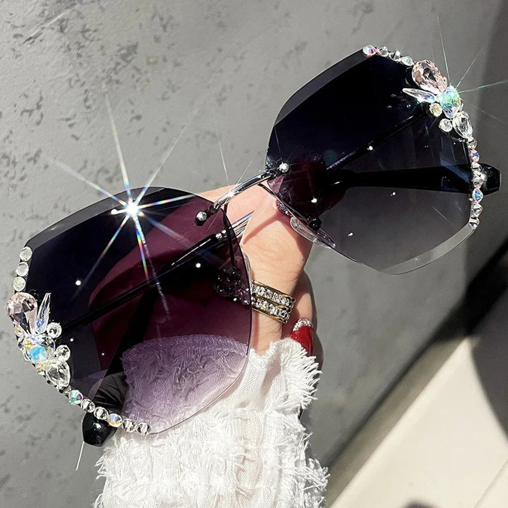 2025 Vintage Rimless Rhinestone Sunglasses for Men and Women - Fashionable Gradient Lens Shades